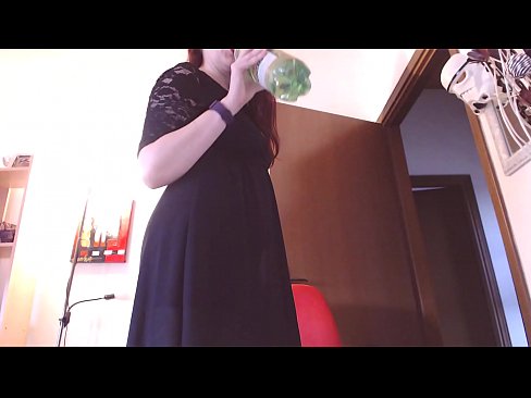 ❤️ Un escravo sumiso que adora as bragas sucias e deliciosas vese obrigado a masturbarse despois de ver este vídeo! ❌ Vídeo de sexo a nós gl.vegasservice.ru ❌️❤