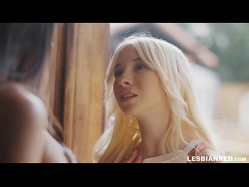 ❤️ A nena chega a casa uns meses despois e acaba comendo o coño da súa madrastra ❌ Vídeo de sexo a nós gl.vegasservice.ru ❌️❤